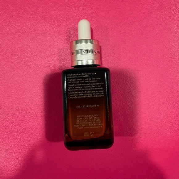 Estee Lauder Advanced Night Repair Serum - Black and Silver - Picture 2 of 3